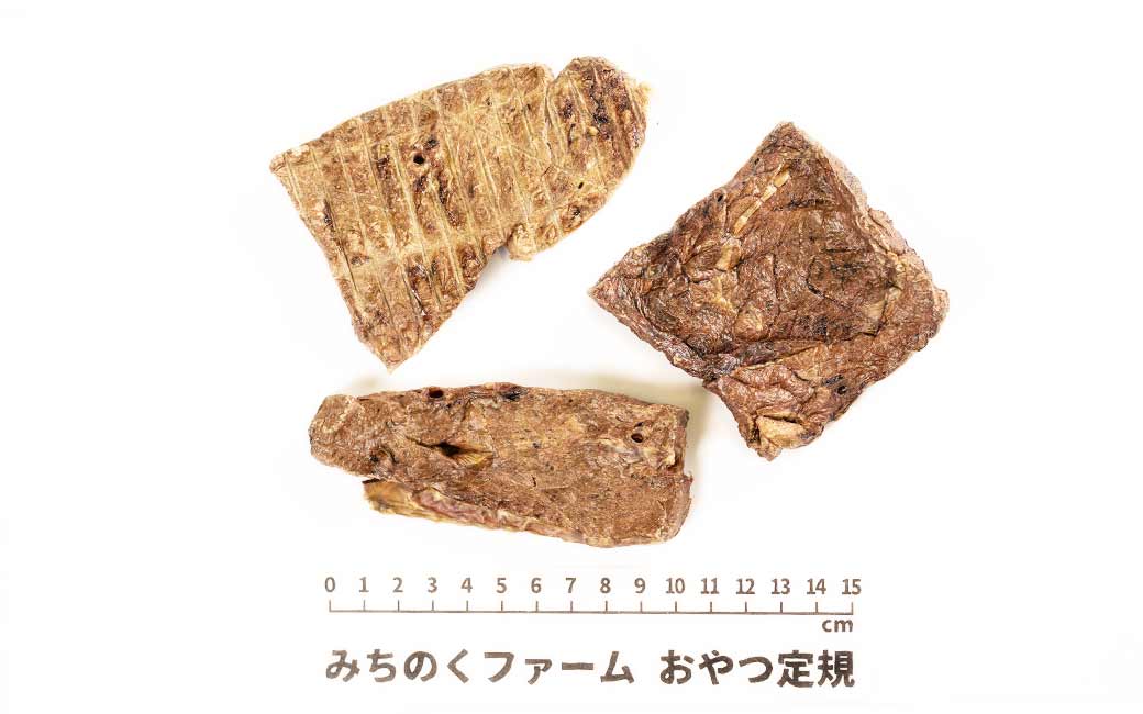 Close-up of Air Dried Shimane Wagyu Beef Lung showing the natural texture of this wagyu beef cubes. High protein, low-fat organ meat, a healthy air-dried treat from Michinoku Farm Japan