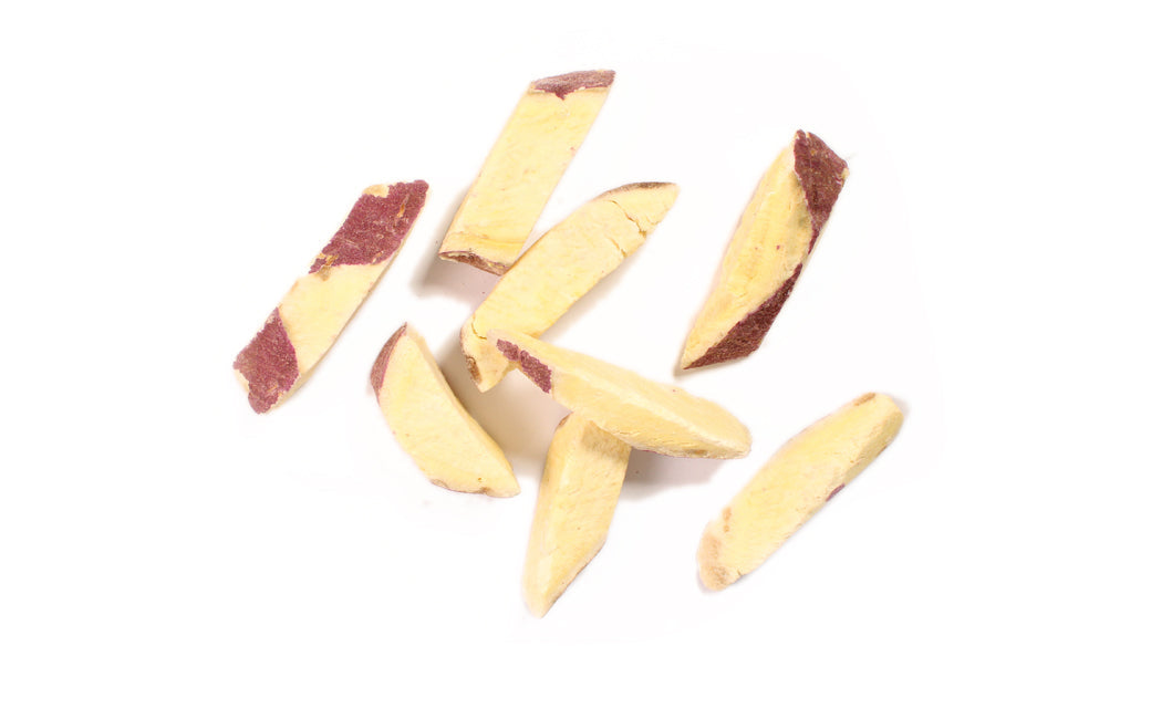 Close-up of Freeze Dried Japanese Sweet Potato Sticks showing the crunchy, crispy texture of this freeze dried sweet potato. Rich in dietary fiber and antioxidants, a healthy freeze-dried treat from Michinoku Farm Japan