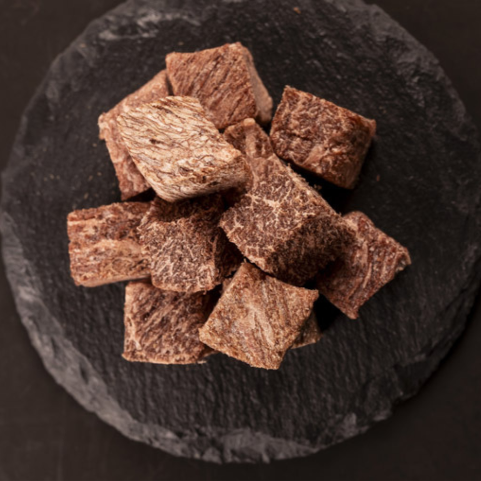 Freeze Dried Japanese Wagyu Japanese pet treat detail, freeze dried beef for dogs suitable for dogs and cats, freeze-dried with no additives from Michinoku Farm